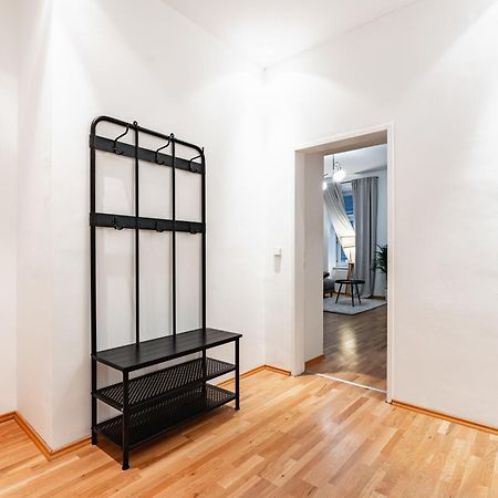 Spacious 3-Room Apt. 15 Min To The City Center Вена Экстерьер фото