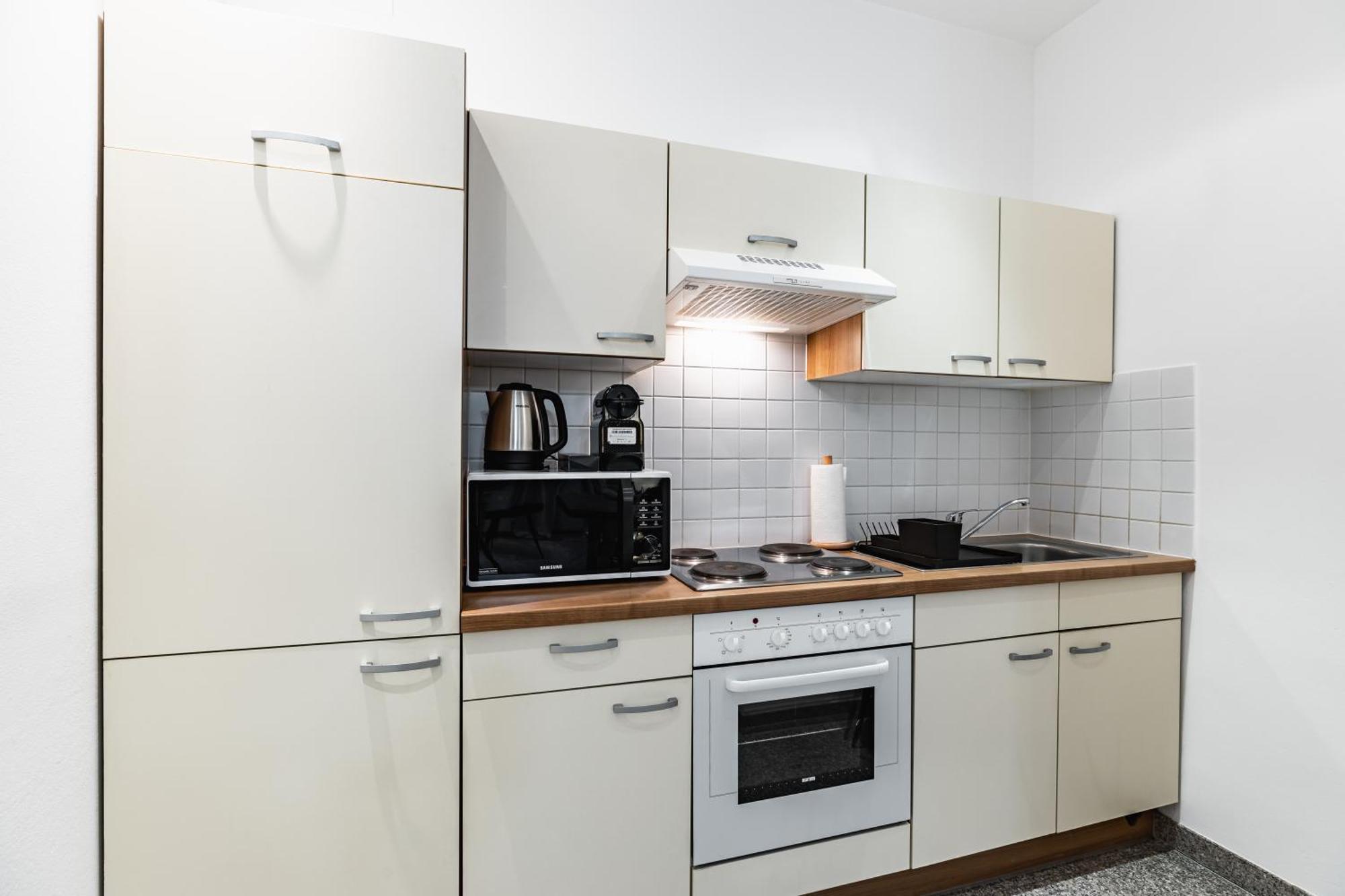Spacious 3-Room Apt. 15 Min To The City Center Вена Экстерьер фото